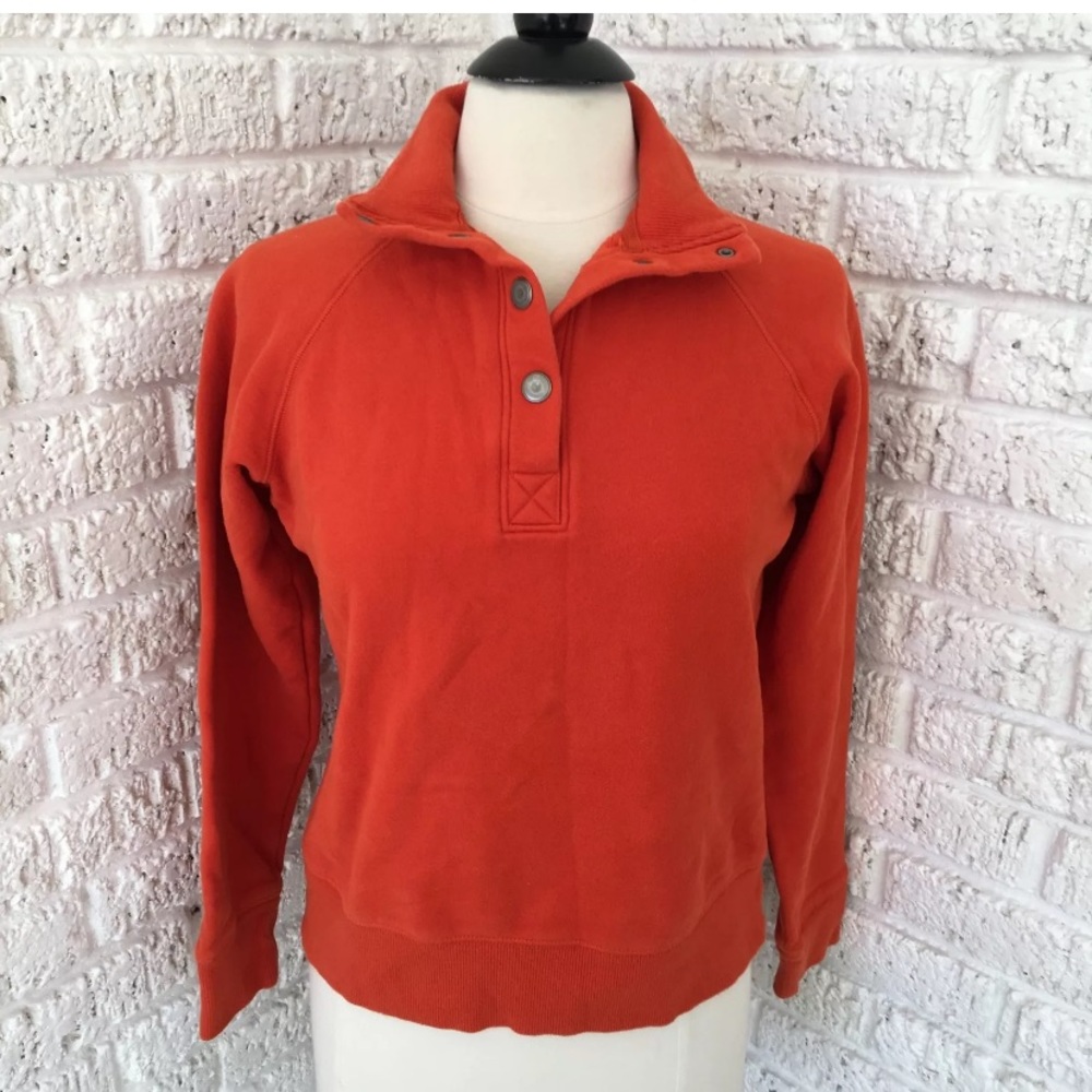 Columbia women’s outdoors half button sweatshirt